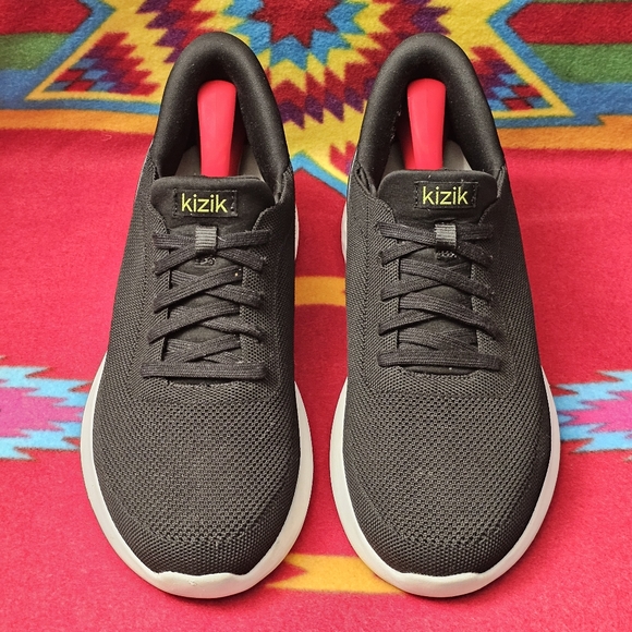 Kizik Athens Hands Free Athletic Sneakers Men's 9 Wide / Womens 10.5 Wide Black - Picture 2 of 13
